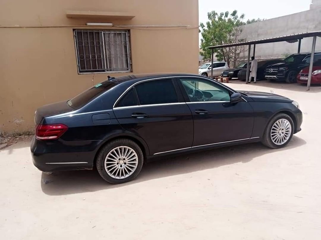 Photos: Le beau cadeau de Serigne Mountakha Mbacké à l’imam de la Grande mosquée de Touba Photos: Le beau cadeau de Serigne Mountakha Mbacké à l’imam de la Grande mosquée de Touba
