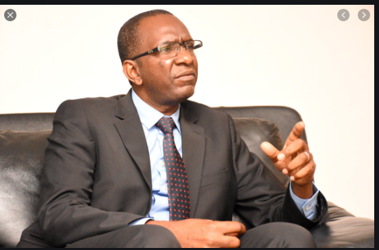 Signature du cahier des charges de Expresso Sénégal: « Cette cérémonie marque un nouveau départ pour… » (Abdoul Ly, Dg de l’Artp)