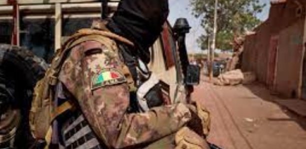 Mali / Tentative de mutinerie: La garnison de Kati encerclée, des diplomates évacués