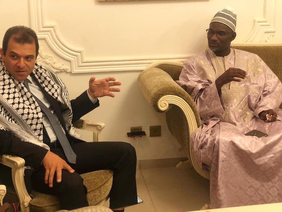 Situation en Palestine: Le Khalife général des Mourides envoie une délégation chez l'Ambassadeur de l'autorité palestinienne au Sénégal... Situation en Palestine: Le Khalife général des Mourides envoie une délégation chez l'Ambassadeur de l'autorité palestinienne au Sénégal...