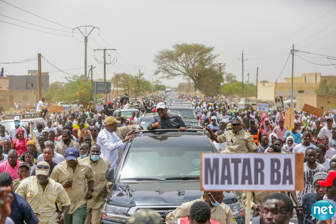 Tournée économique: Voici les images de l’arrivée de Macky Sall à Fatick Tournée économique: Voici les images de l’arrivée de Macky Sall à Fatick