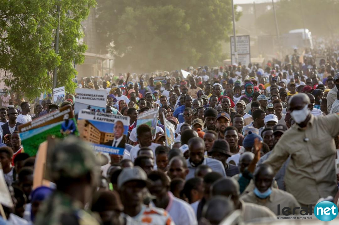 Arrivée à Kaffrine : une marée humaine à l’accueil du président Macky Sall