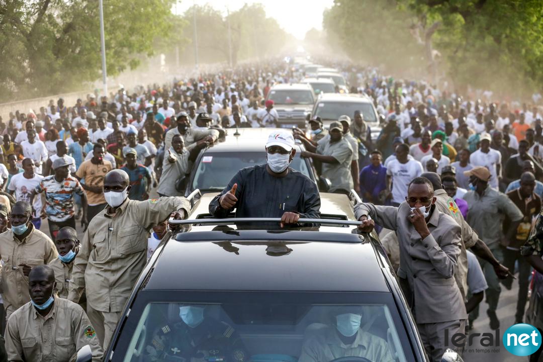 Arrivée à Kaffrine : une marée humaine à l’accueil du président Macky Sall