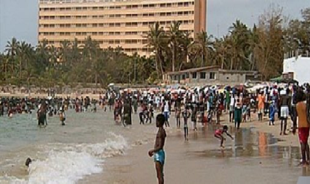 Arrivée de la canicule: Les plages, même celles interdites, prises d’assaut