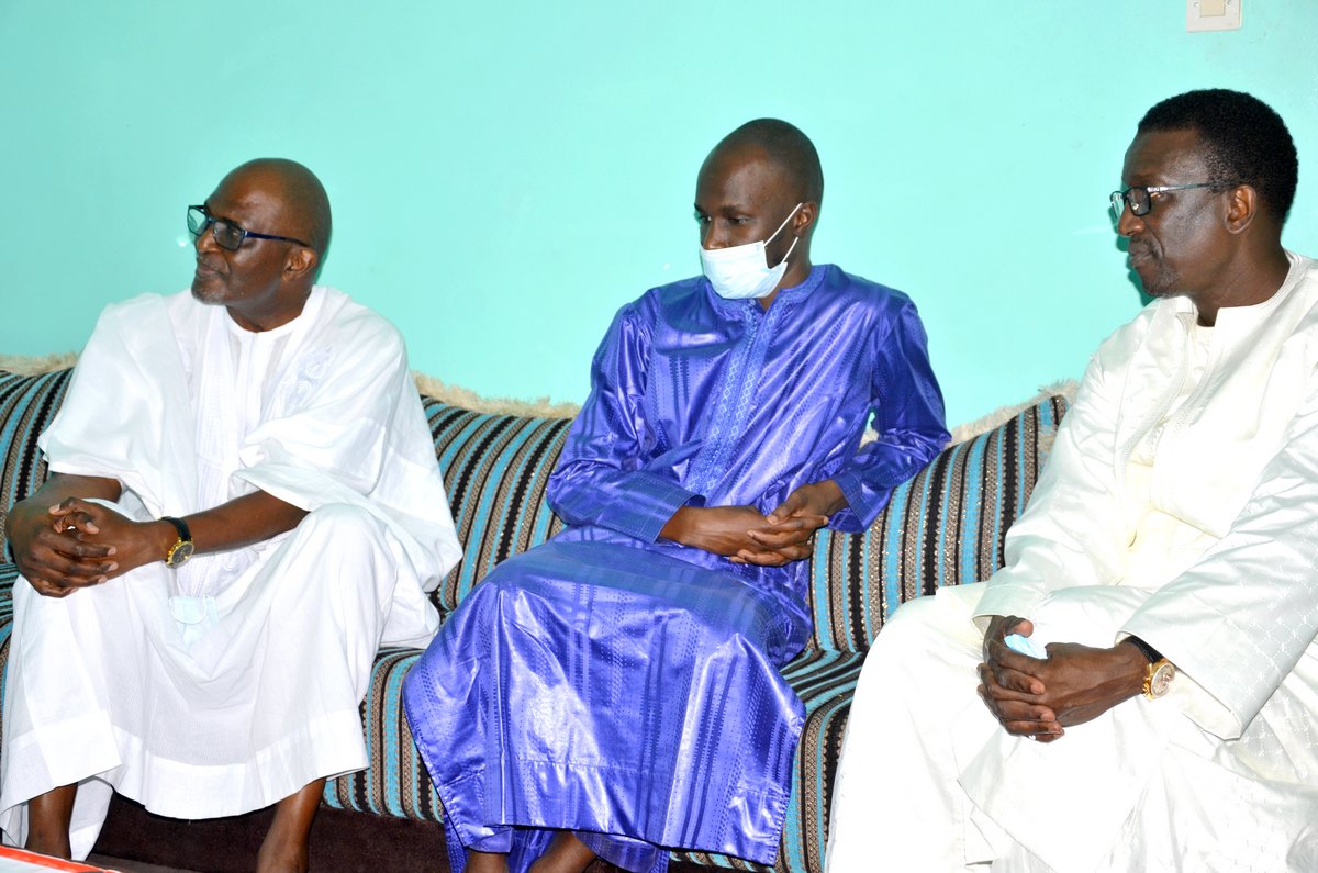 Visite: Amadou Bâ et Babacar Ngom Sedima présentent leurs condoléances à Dame Dieng