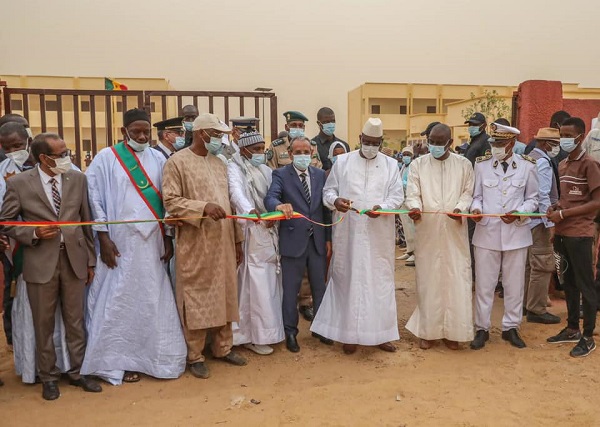 Actes d’une tournée économique : lancement officiel des travaux de 12 ponts du Daandé Mayo, inauguration du Lycée Hassan Sadio Diallo de Nguidjilone