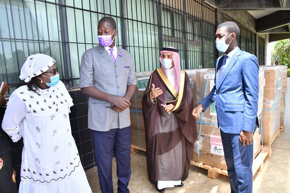 Lutte contre la Covid-19: L’Arabie saoudite appuie le Sénégal en matériels de réanimation  Lutte contre la Covid-19: L’Arabie saoudite appuie le Sénégal en matériels de réanimation