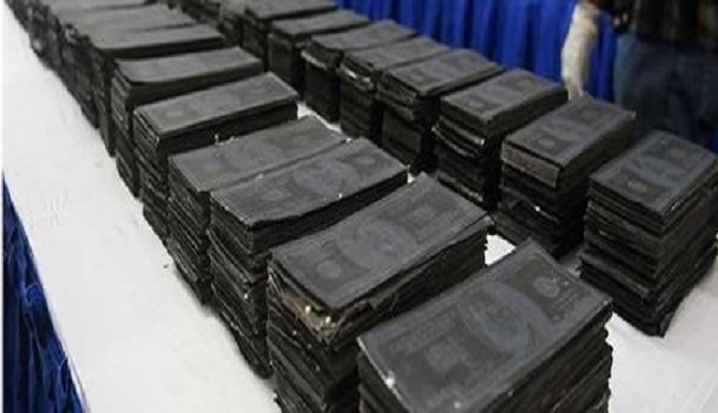 Coup de filet des Douaniers à Mpack: Plus de 184 millions en billets noirs saisis