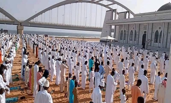 Prière de la Tabaski à la mosquée Layène: Le fils du khalife des Layènes salue le respect strict des mesures-barrières