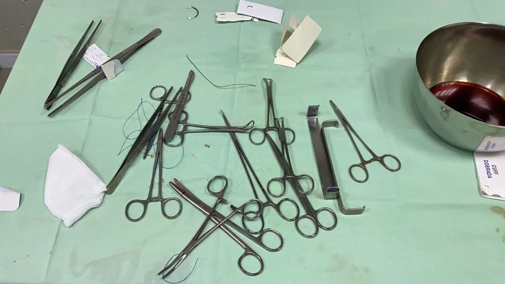 Couches défavorisées: Khadim Bâ finance un lourd matériel médical et amène un chirurgien américain pour des opérations gratuites