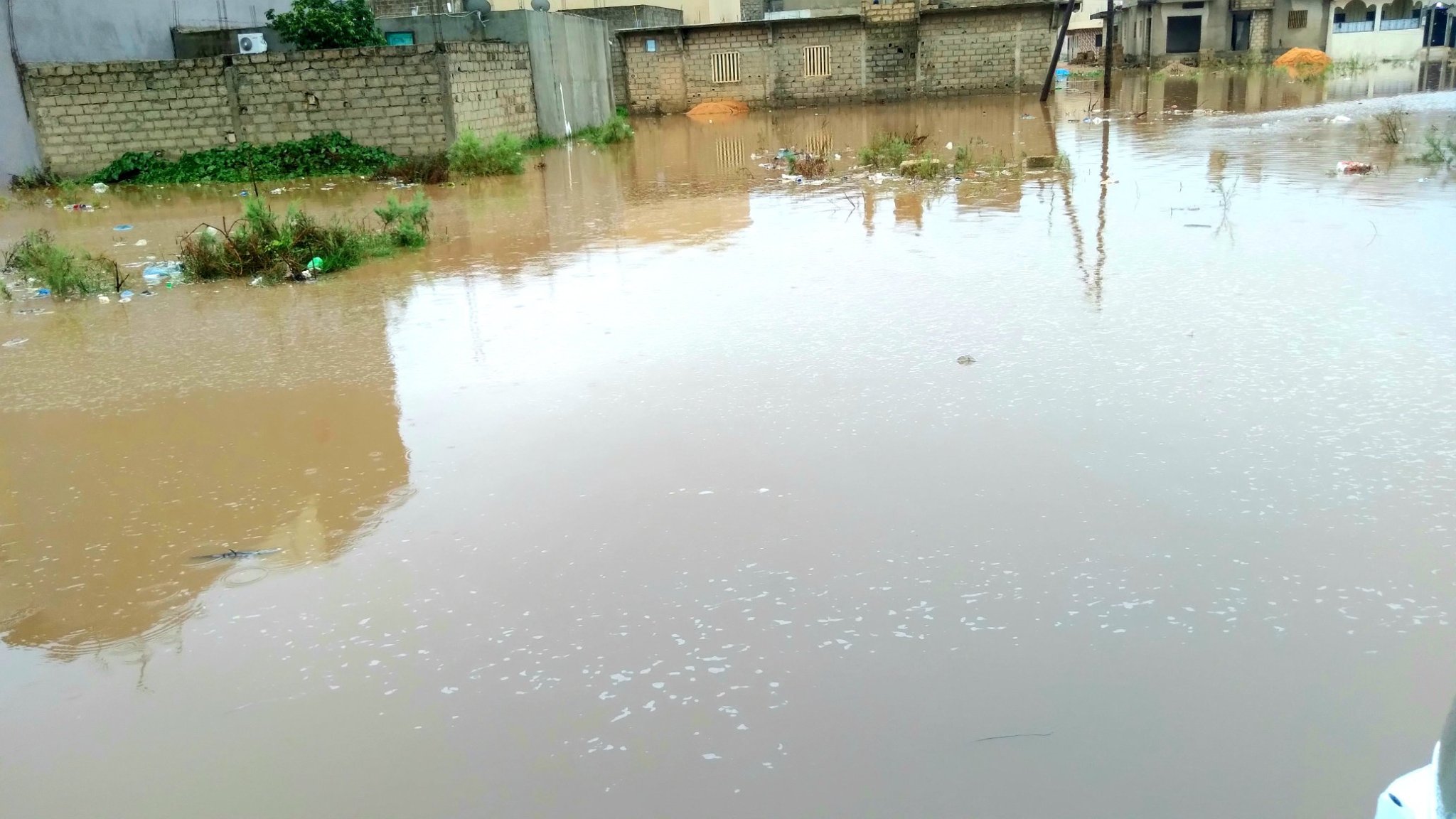 Fortes pluies à Dakar : Les inondations reprennent à Keur Massar (Photos)