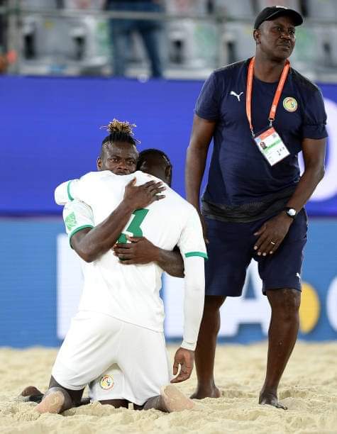 Coupe du monde Beach Soccer: Le Sénégal endeuillé, étrille le Portugal et se qualifie en quarts