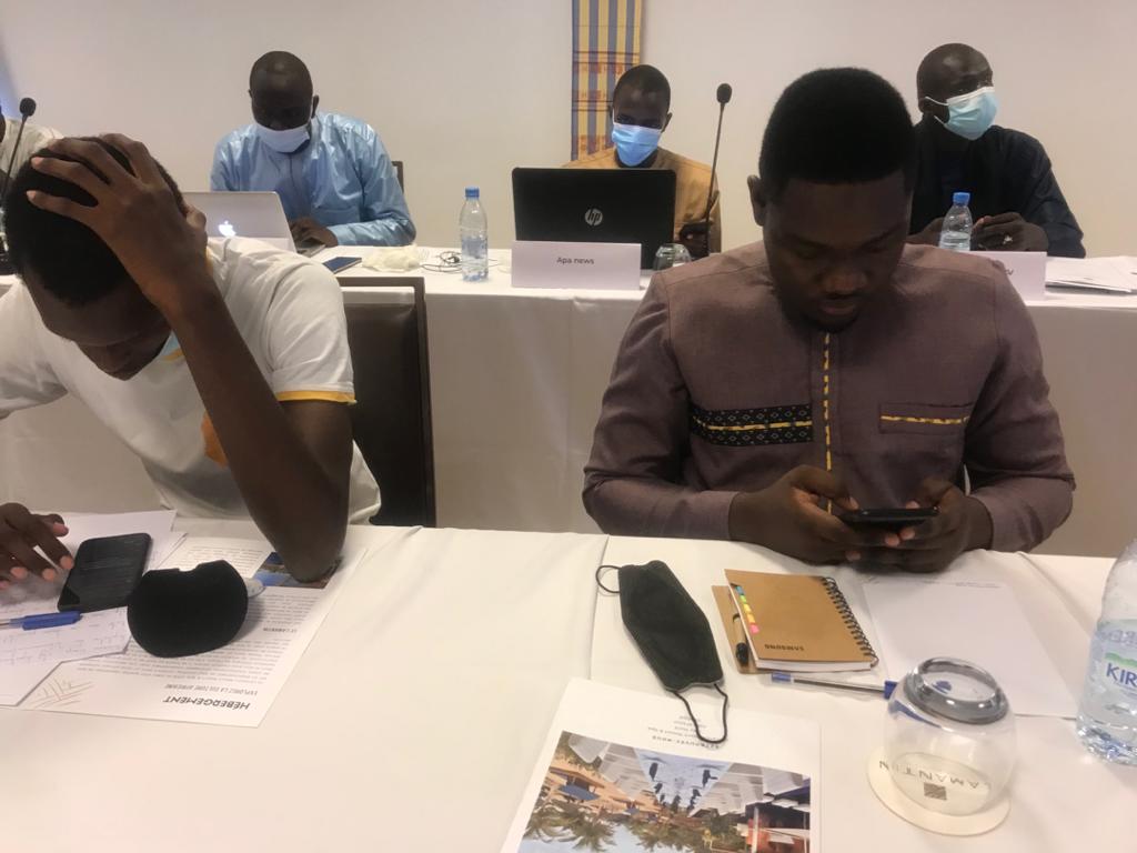 5e Forum ARTP/Médias - An 20 de l’Autorité de Régulation des Télécommunications et des Postes: Abdoul Ly dresse un bilan élogieux de sa structure 5e Forum ARTP/Médias - An 20 de l’Autorité de Régulation des Télécommunications et des Postes: Abdoul Ly dresse un bilan élogieux de sa structure