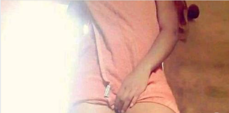 Soupçonnant l’amie de son amant d’adultère. Elle envoie ses photos nue à son mari