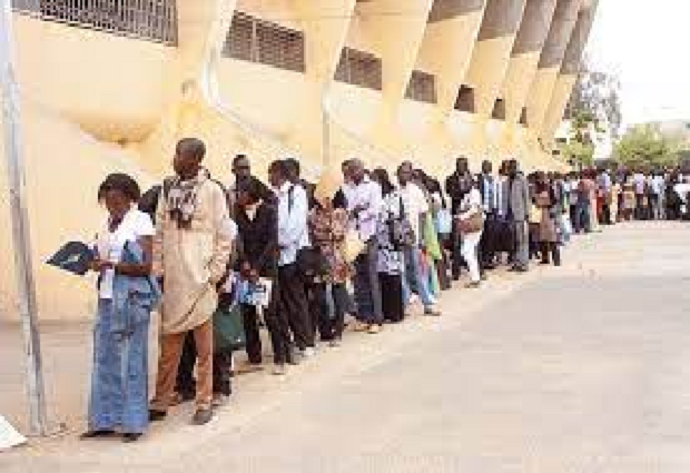 Commune de Mbolo Birane : très amers, les jeunes dénoncent être « laissés en rade pour le  processus de recrutement des 65 000 emplois »