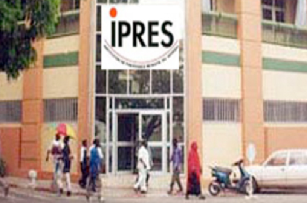 Blocage de leurs pensions au niveau de Postfinances: Les retraités de Pikine tirent sur l’Ipres