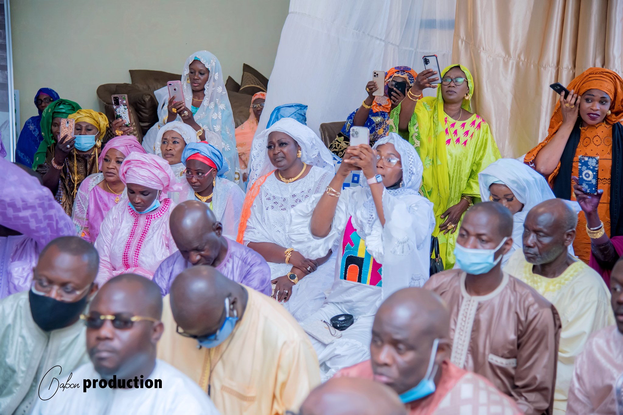 Ziarra de la Fondation Cheikh Ahmadou Bamba et Murid Islamic Community après du Khalife général Ziarra de la Fondation Cheikh Ahmadou Bamba et Murid Islamic Community après du Khalife général