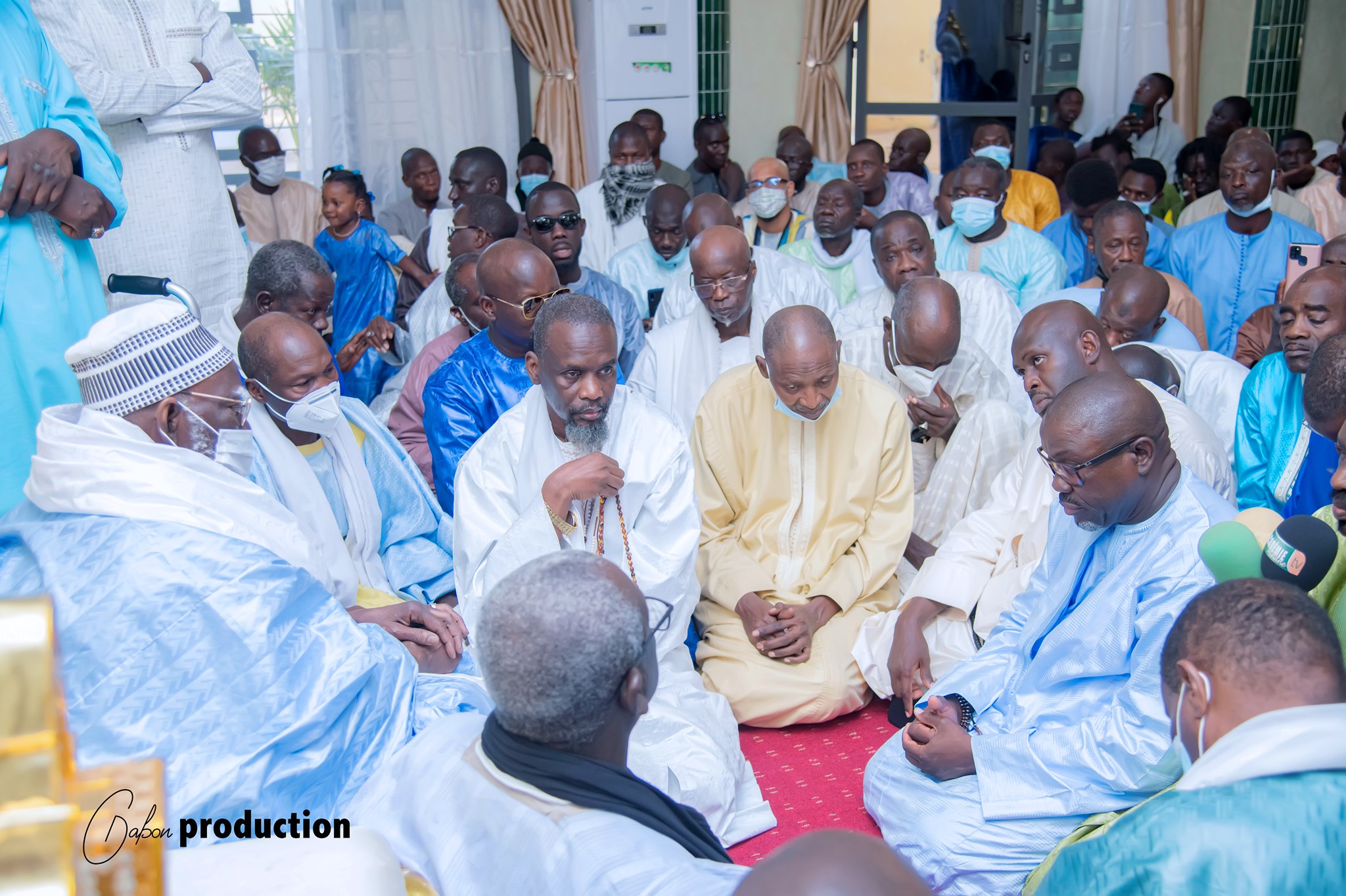 Ziarra de la Fondation Cheikh Ahmadou Bamba et Murid Islamic Community après du Khalife général Ziarra de la Fondation Cheikh Ahmadou Bamba et Murid Islamic Community après du Khalife général