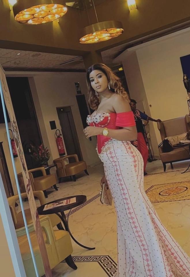 Fespaco: Kiné de la série "Pod et Marichou" dans une robe à vous couper le souffle(Photos)