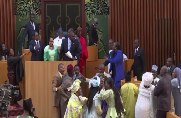 Mamadou Lamine Diallo sur le rendement social: «L’Assemblée nationale est une plaie dans la République»