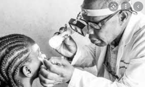 L’insuffisance de l’accès aux soins de santé oculaire au niveau local, un problème pour la protection sociale de l’enfance