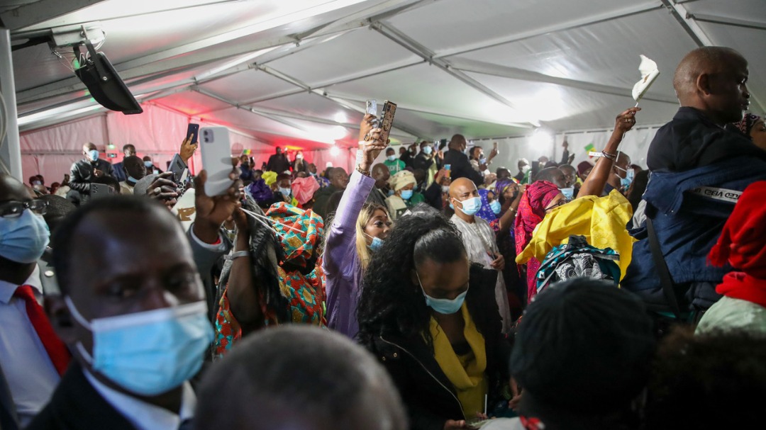 Le Président Macky Sall a été accueilli chaleureusement par une très forte mobilisation des Sénégalais de France