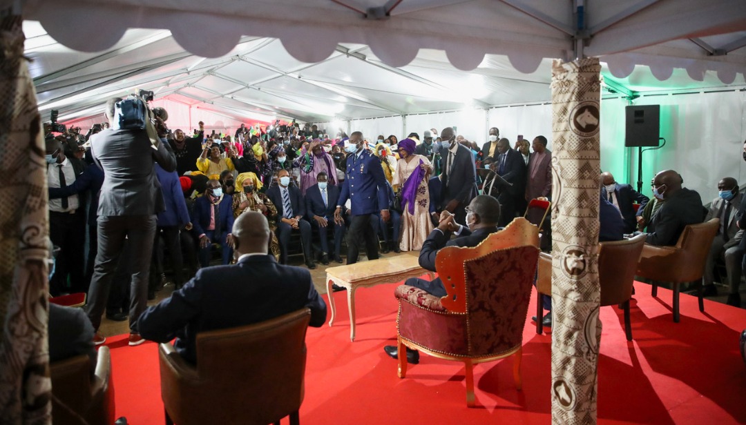 Le Président Macky Sall a été accueilli chaleureusement par une très forte mobilisation des Sénégalais de France