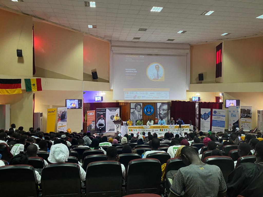 Hackathon du PTN: Les étudiants de l'UCAD en compétition sur des solutions innovantes
