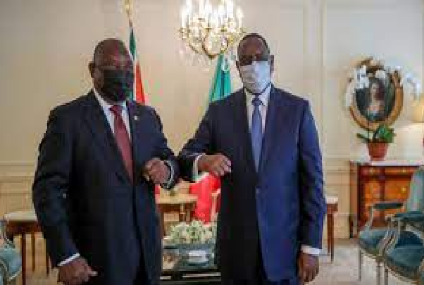 Macky Sall sur la présence du variant Omicron: « On doit arrêter de faire peur à l’humanité toute entière... »