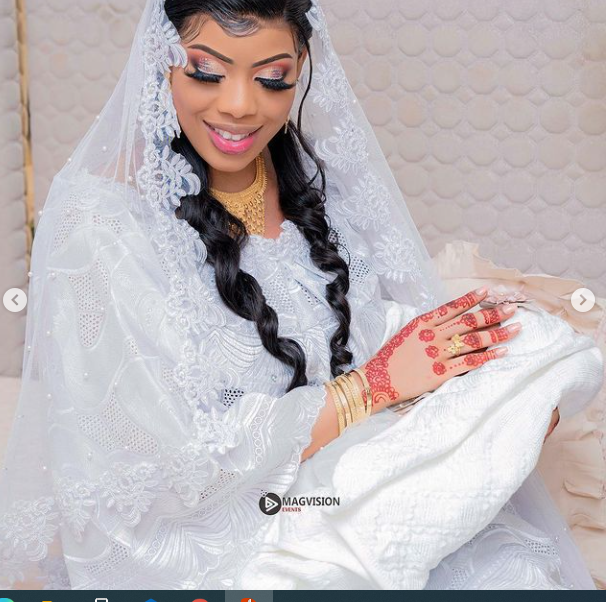 Sala de la série Pod et Marichou, toute joyeuse lors du baptême de son bébé (Photos)
