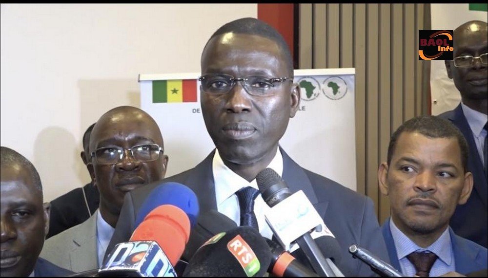 Soupçons de corruption au ministère de l’Emploi et de la Formation professionnelle: Des proches de Dame Diop réclament 10 millions...