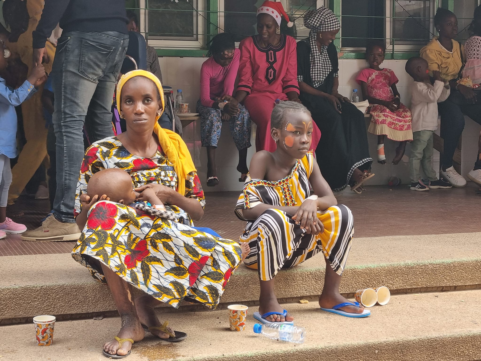 En images le personnel et leurs familles et les enfants hospitalisés en fête (Albert Royer)