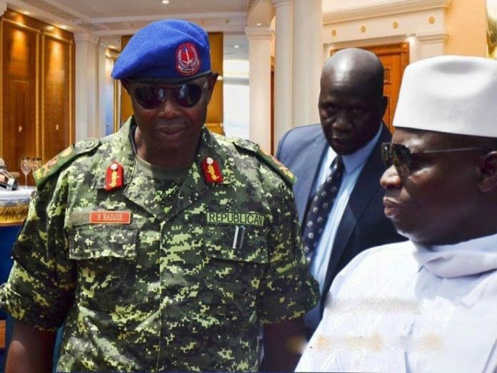 Gambie: Coup dur pour Yahya Jammeh, le Général Saul Badjie et plusieurs proches le « lâchent »