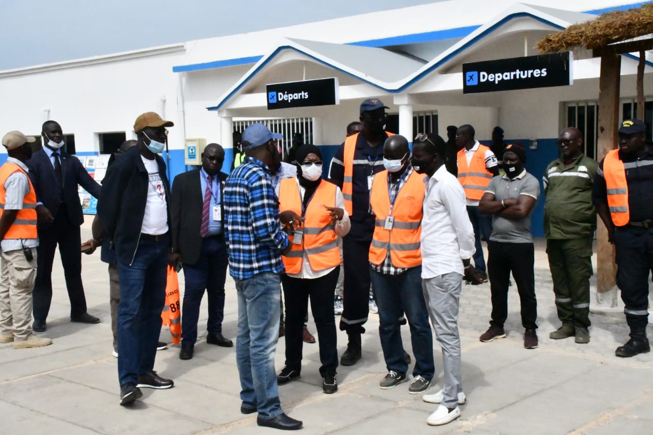 Doudou Ka en visite à l'Aéroport de Cap Skirring: « Nous allons maintenir le cap de la qualité » Doudou Ka en visite à l'Aéroport de Cap Skirring: « Nous allons maintenir le cap de la qualité »
