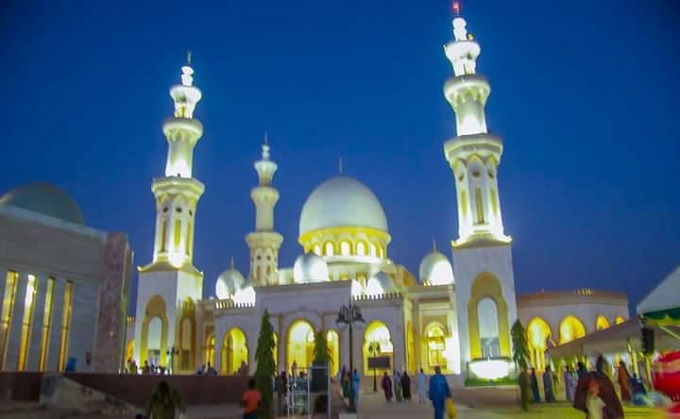 Porokhane : Le dahira mouride de la Présidence de la République, reçu à Porokhane par le Khalife