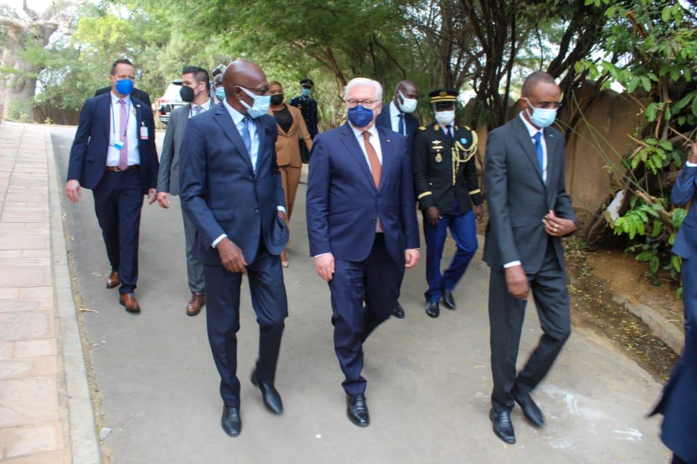 Pose de la première pierre de l'institut culturel allemand : Le Sénégal et l'Allemagne consolident leur relation culturelle Pose de la première pierre de l'institut culturel allemand : Le Sénégal et l'Allemagne consolident leur relation culturelle