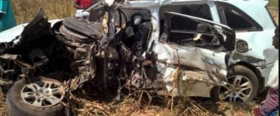 Grave accident à Kébémer: Un véhicule particulier heurte un arbre et fait un mort