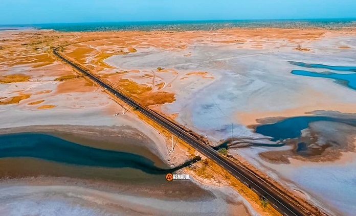 La route Joal - Samba Dia - Differ et Samba Dia - Fimela: Vue d’une des plus belles routes du Sénégal