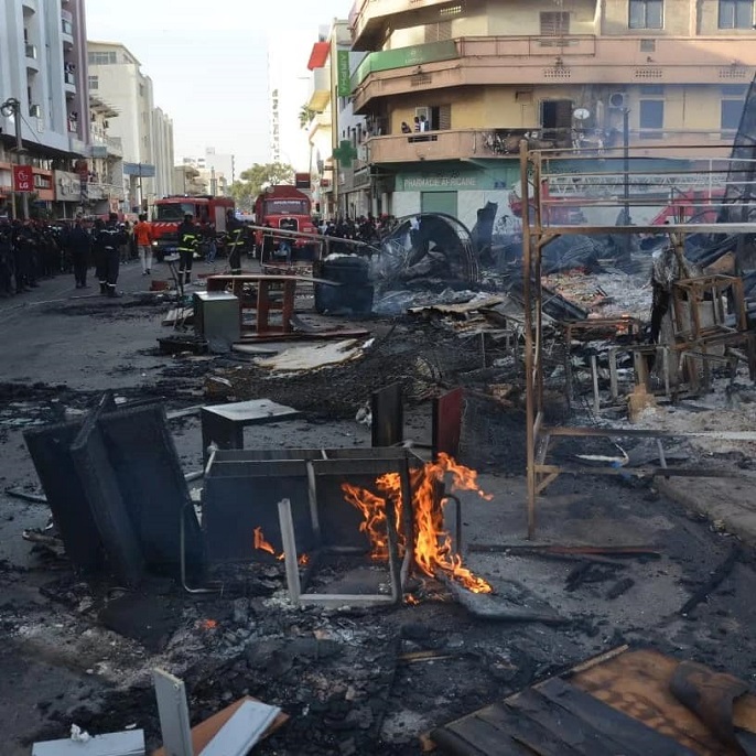 « Salle de vente » ravagé par un incendie : Solidaires, Barth Dias et Alioune  Ndoye  apportent leur soutien et promettent des changements