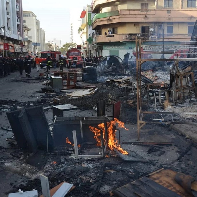 « Salle de vente » ravagée par un incendie : Solidaires, Barthélémy Dias et Alioune Ndoye apportent leur soutien et promettent des changements