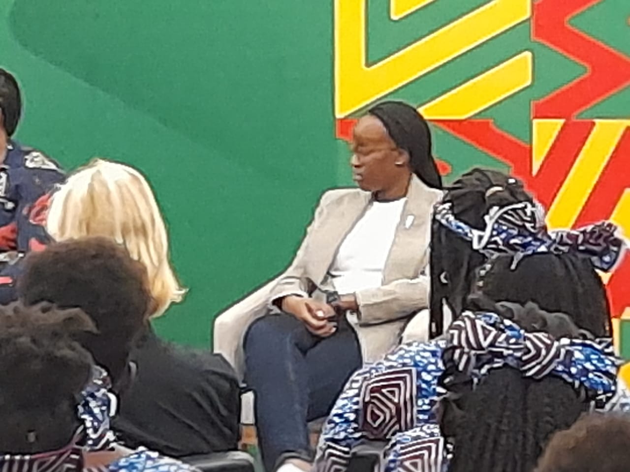 Photos-Videos/Journée mondiale de la femme dans monde du sport: Un symposium avec les femmes leaders 