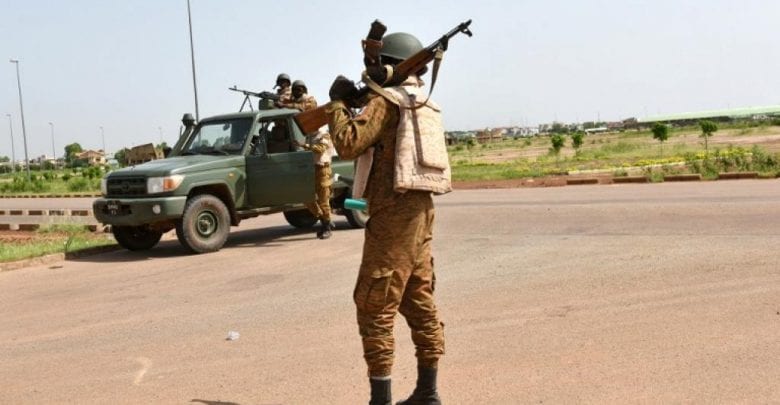 Burkina Faso/ 13 gendarmes tués par des terroristes sur une route
