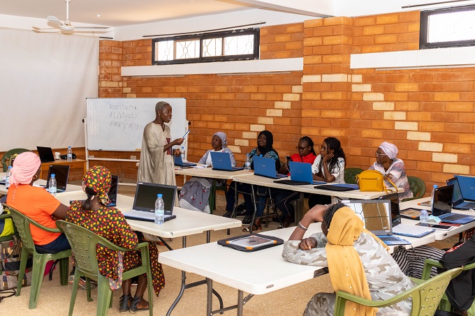 Numérique - Appui à la formation et à l’autonomie des femmes : A Ngaparou, Orange et Sonatel offrent une 3e Maison Digitale