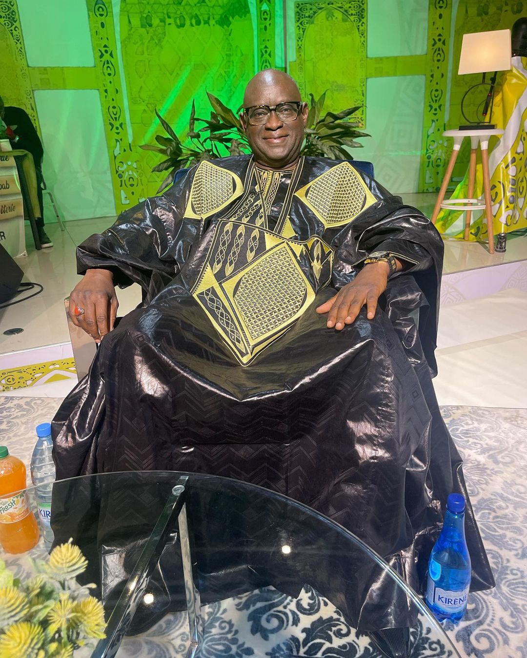 Quartier Général: Le "sagnsé" de Me El Hadj Diouf Quartier Général: Le "sagnsé" de Me El Hadj Diouf