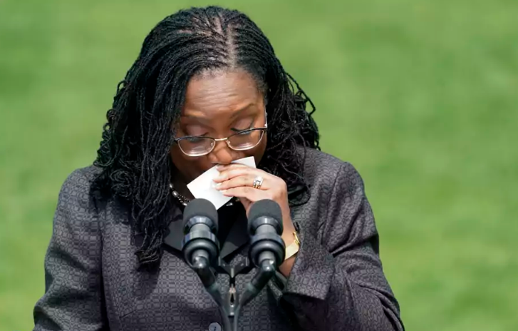 Ketanji Brown Jackson : « Tous les Américains peuvent être fiers de ce moment »