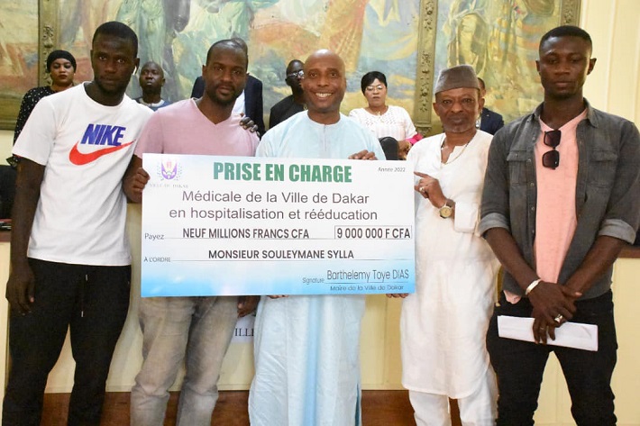 Santé : Le premier bilan du soutien social de Barthélémy Dias, le Maire de Dakar Santé : Le premier bilan du soutien social de Barthélémy Dias, le Maire de Dakar