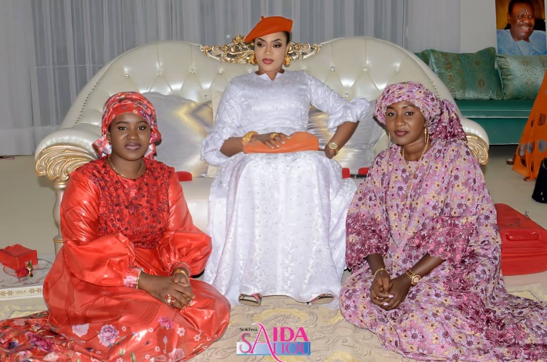 Adiya : Sokhna Aïda Diallo reçoit un milliard FCfa