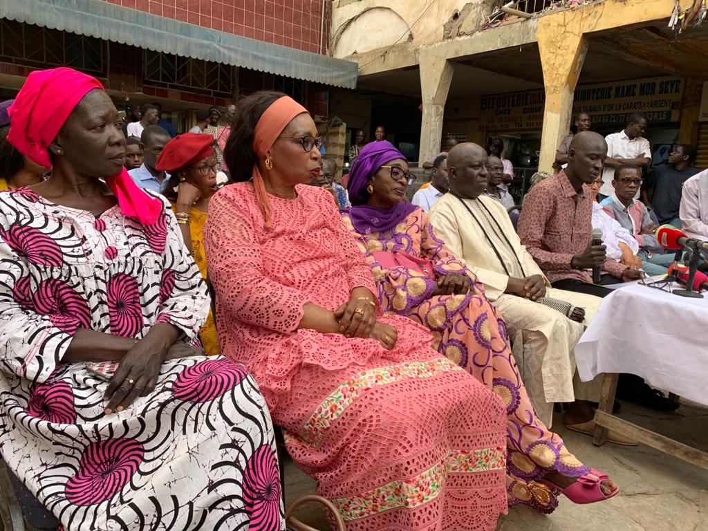 Ralliement à la mouvance présidentielle: Le mouvement GRANDS veut apporter son soutien au President Sall Ralliement à la mouvance présidentielle: Le mouvement GRANDS veut apporter son soutien au President Sall