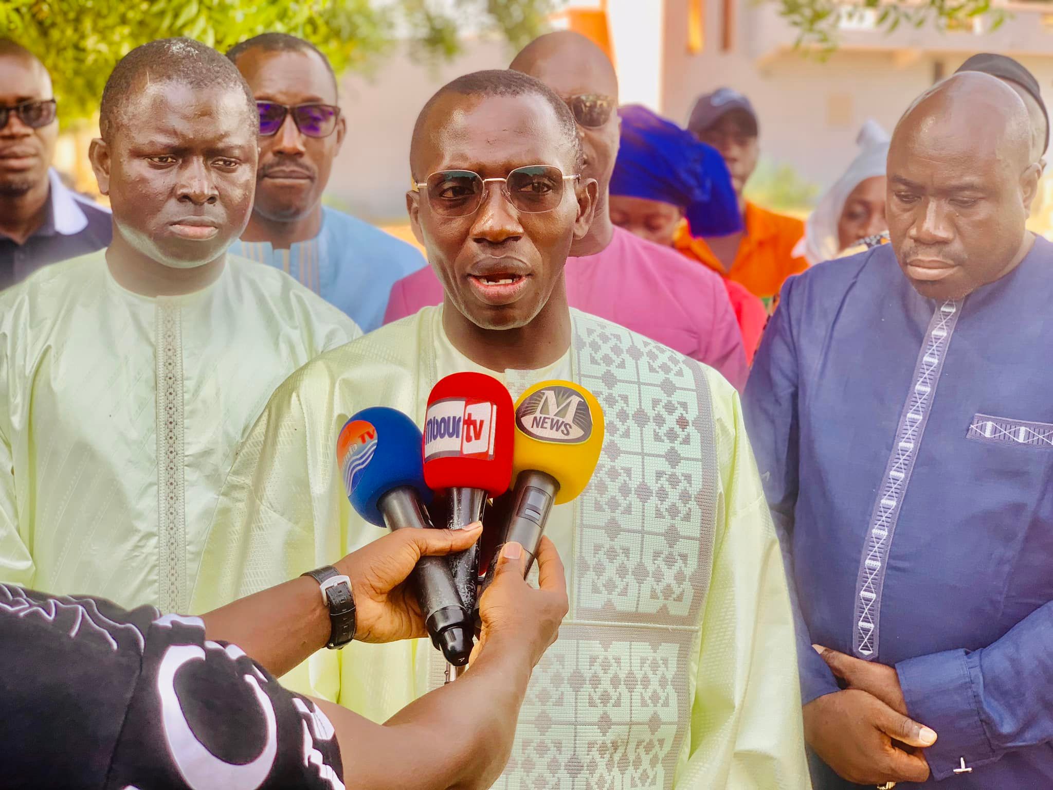 Demba Faye  tête de liste de la coalition Yewwi  Askan Wi rejoint le maire Maguette Sene BBY (images)