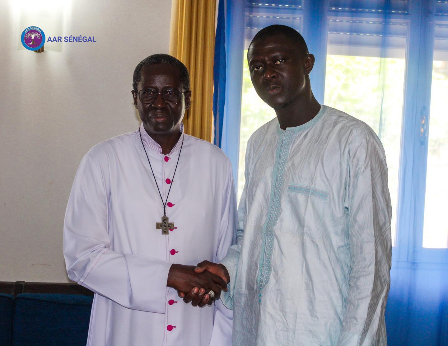 Législatives 2022 : la coalition AAR SÉNÉGAL chez Monseigneur Benjamin Ndiaye, archevêque de DAKAR Législatives 2022 : la coalition AAR SÉNÉGAL chez Monseigneur Benjamin Ndiaye, archevêque de DAKAR